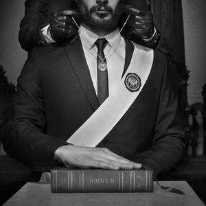 3P虐待啊啊啊啊
